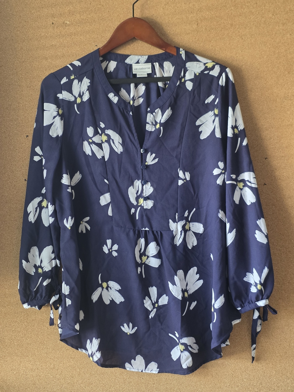 Liz Claiborne Navy Blue White Floral Daisy Split Neck Blouse Tie Sleeve L
